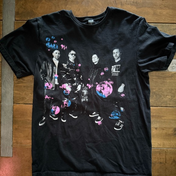 Official Fall Out Boy 2023 Stardust Tour Shirt - Picture 1 of 3
